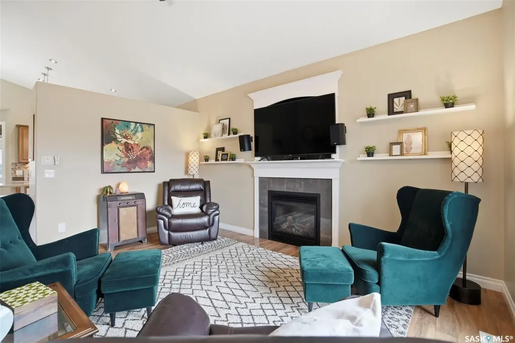 139 Pulles Crescent Saskatoon SK S7R 0B4