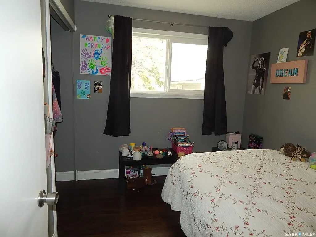 222 Westview Drive Coronach SK S0H 0Z0