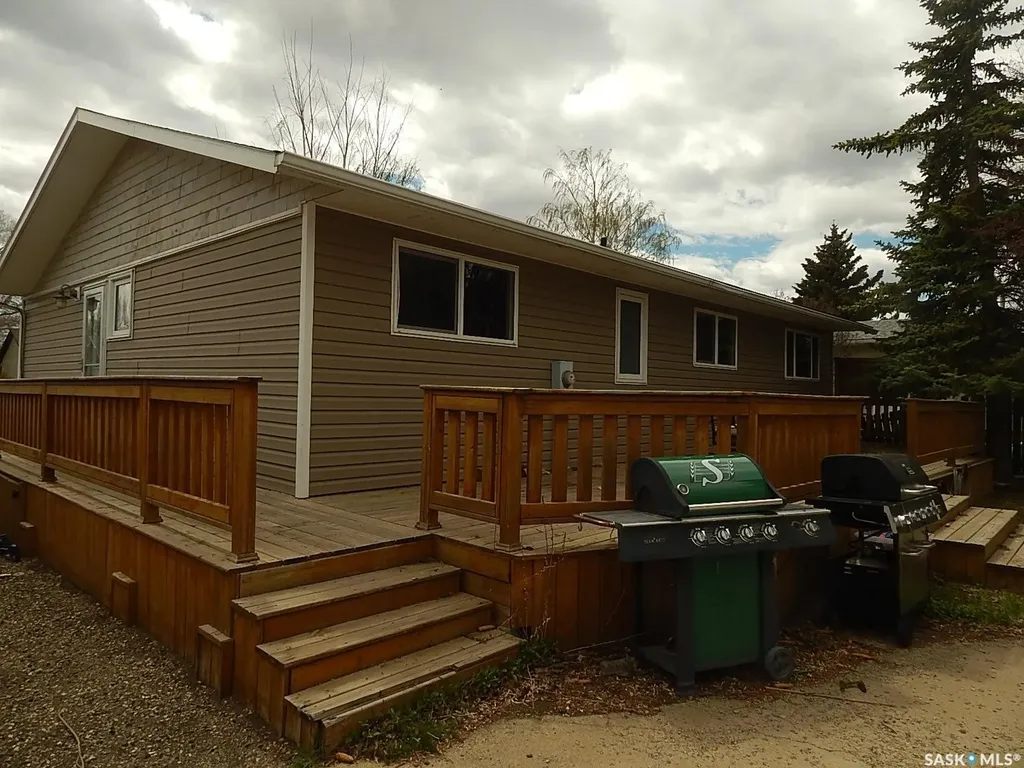 222 Westview Drive Coronach SK S0H 0Z0