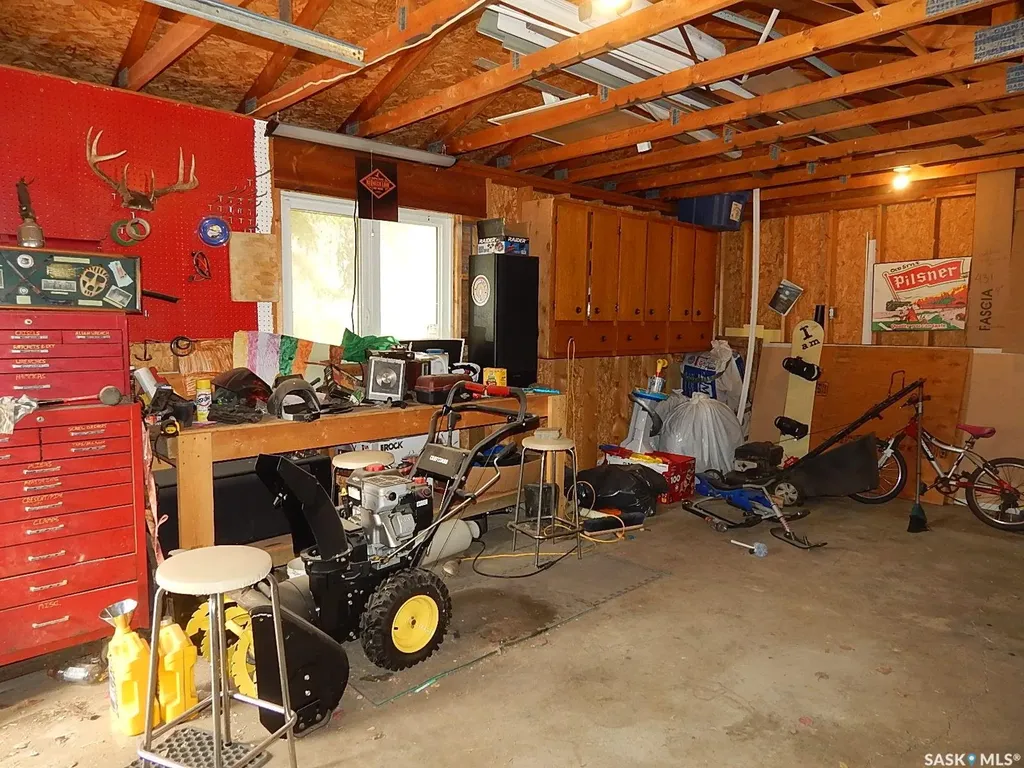 222 Westview Drive Coronach SK S0H 0Z0