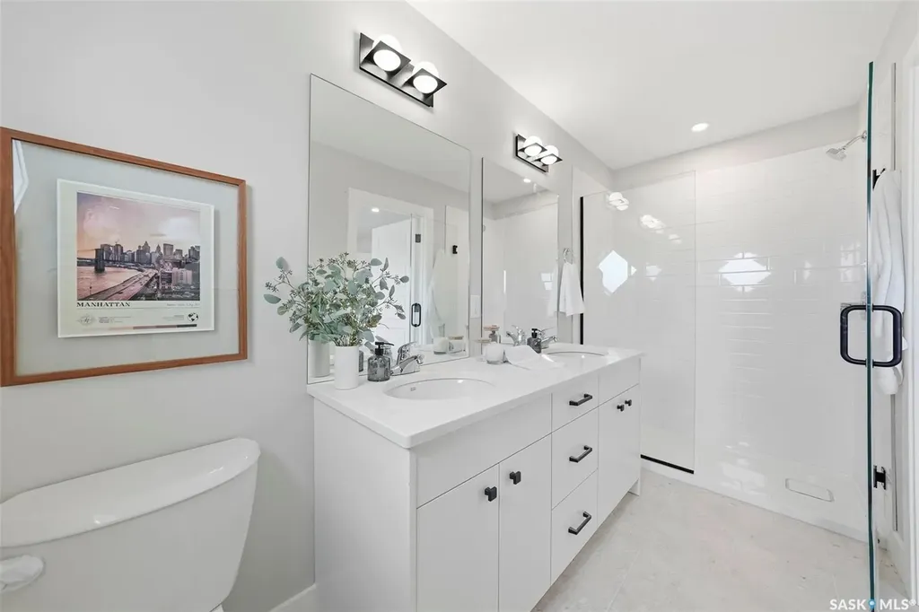 3220 11th Street W Saskatoon SK S7M 5M4