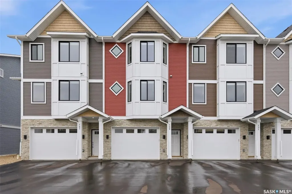 3220 11th Street W Saskatoon SK S7M 5M4