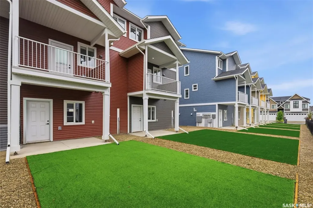 3220 11th Street W Saskatoon SK S7M 5M4