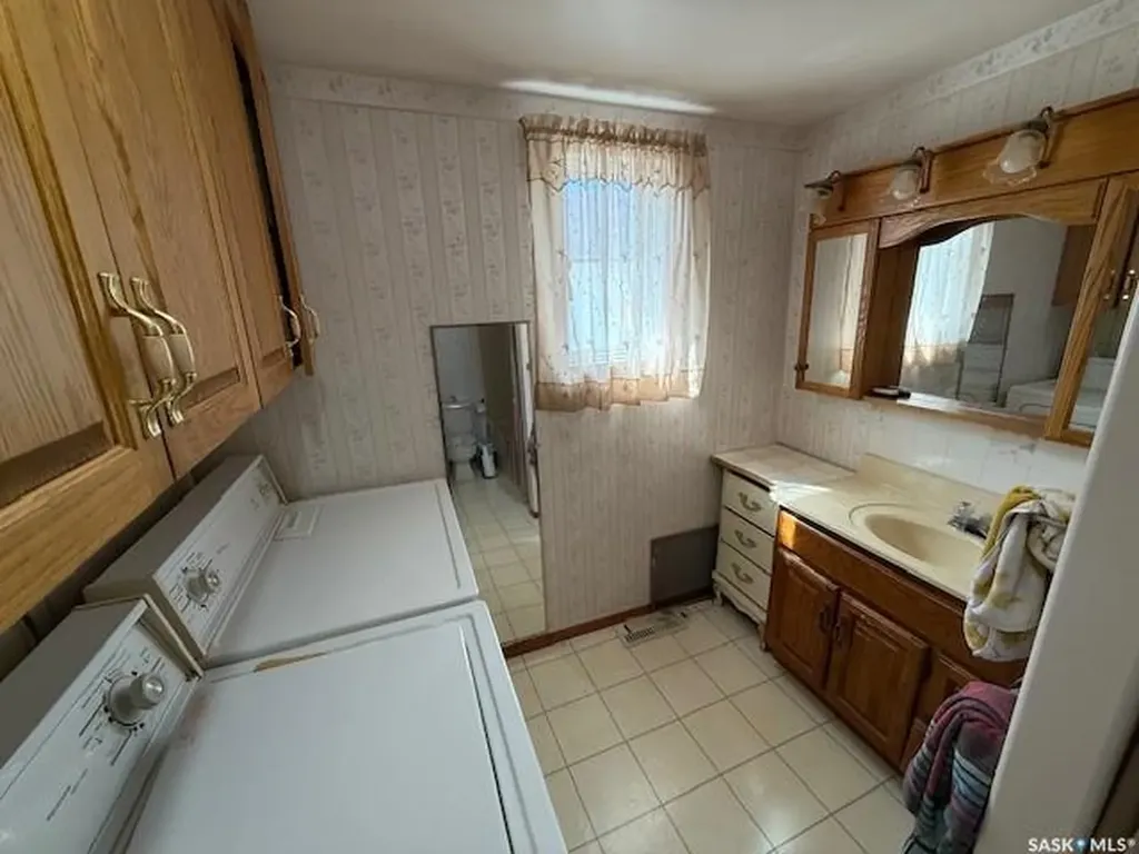 230 Nicholas Street Kamsack SK S0A 1S0