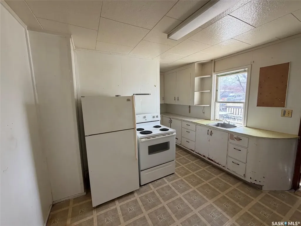 639 Albert Street Hudson Bay SK S0E 0Y0