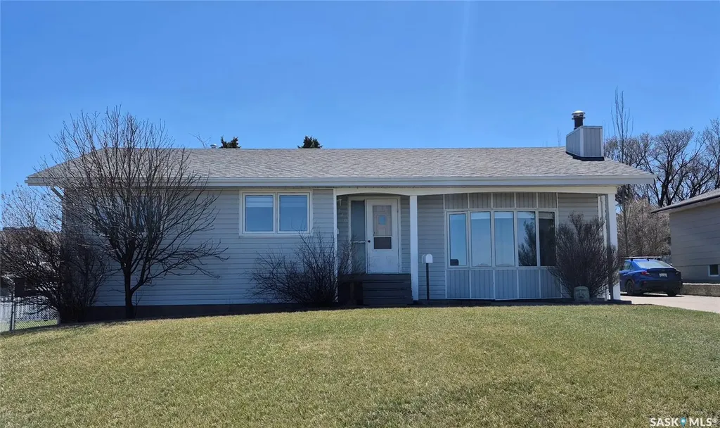 246 Battleford Trail Swift Current SK S9H 4J5