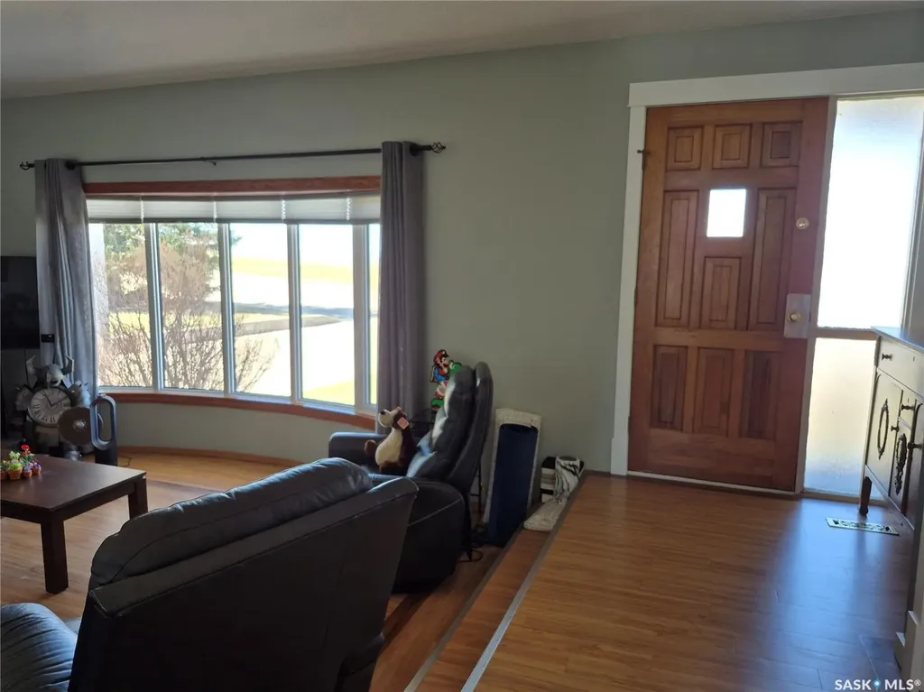 246 Battleford Trail Swift Current SK S9H 4J5