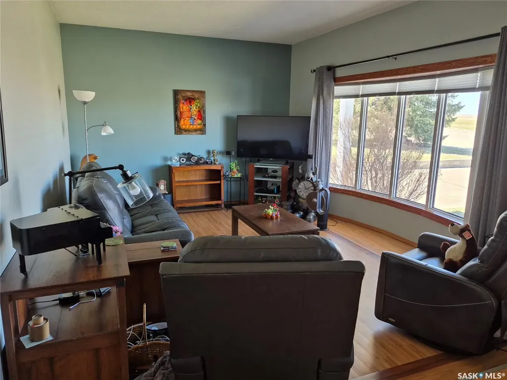 246 Battleford Trail Swift Current SK S9H 4J5