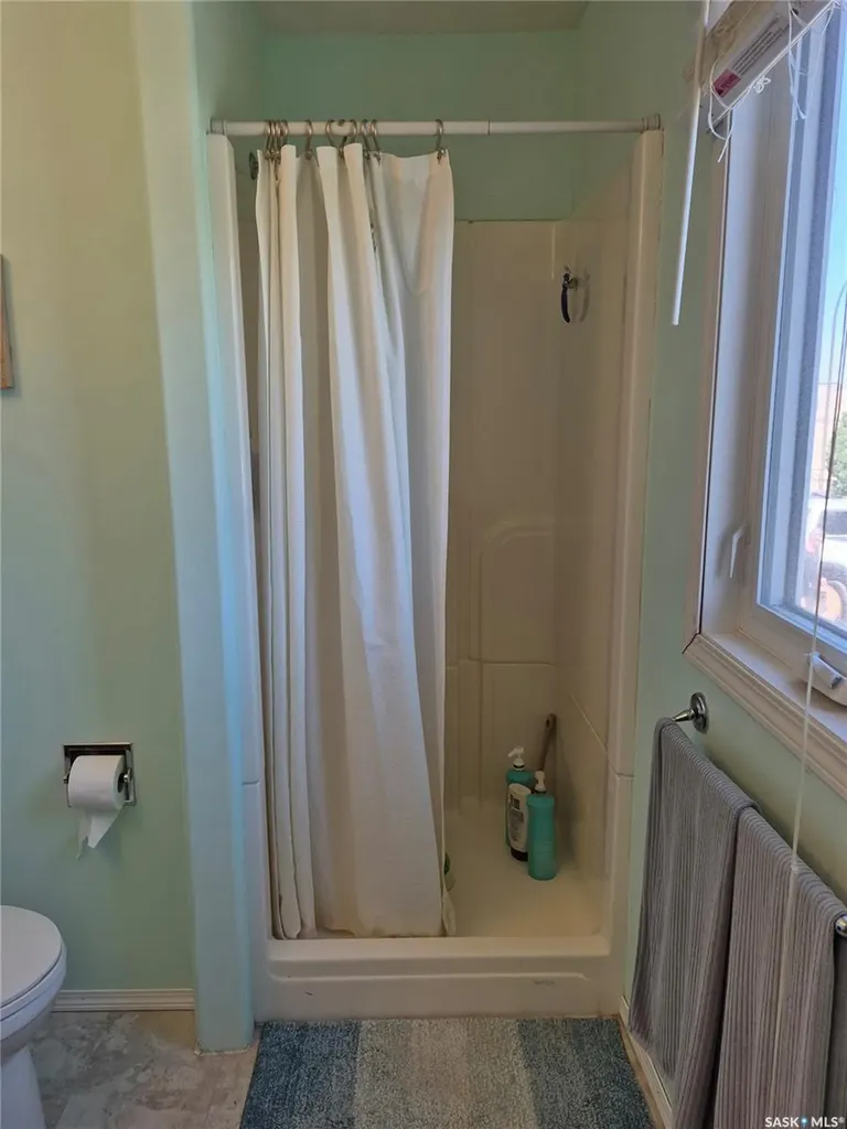 246 Battleford Trail Swift Current SK S9H 4J5