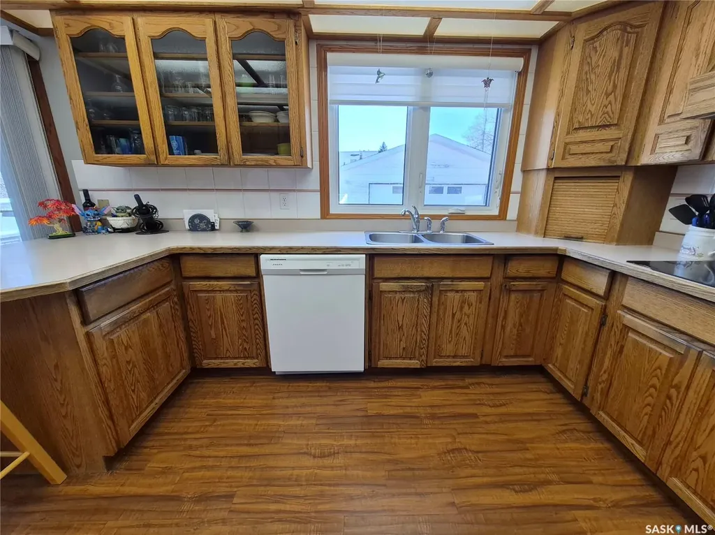 246 Battleford Trail Swift Current SK S9H 4J5