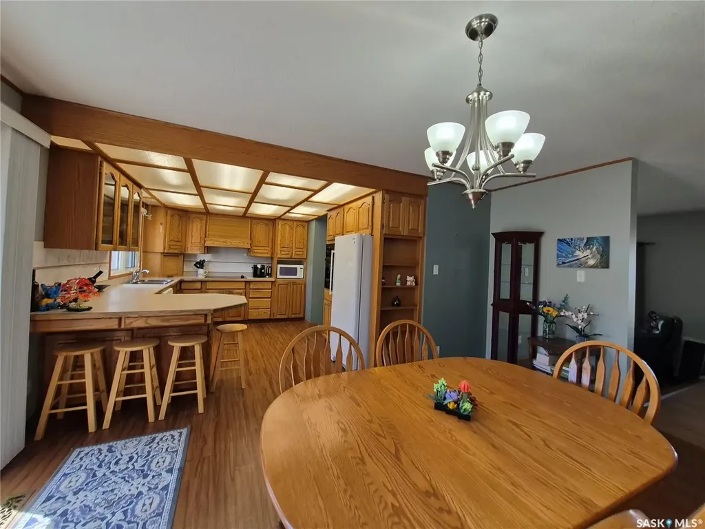 246 Battleford Trail Swift Current SK S9H 4J5