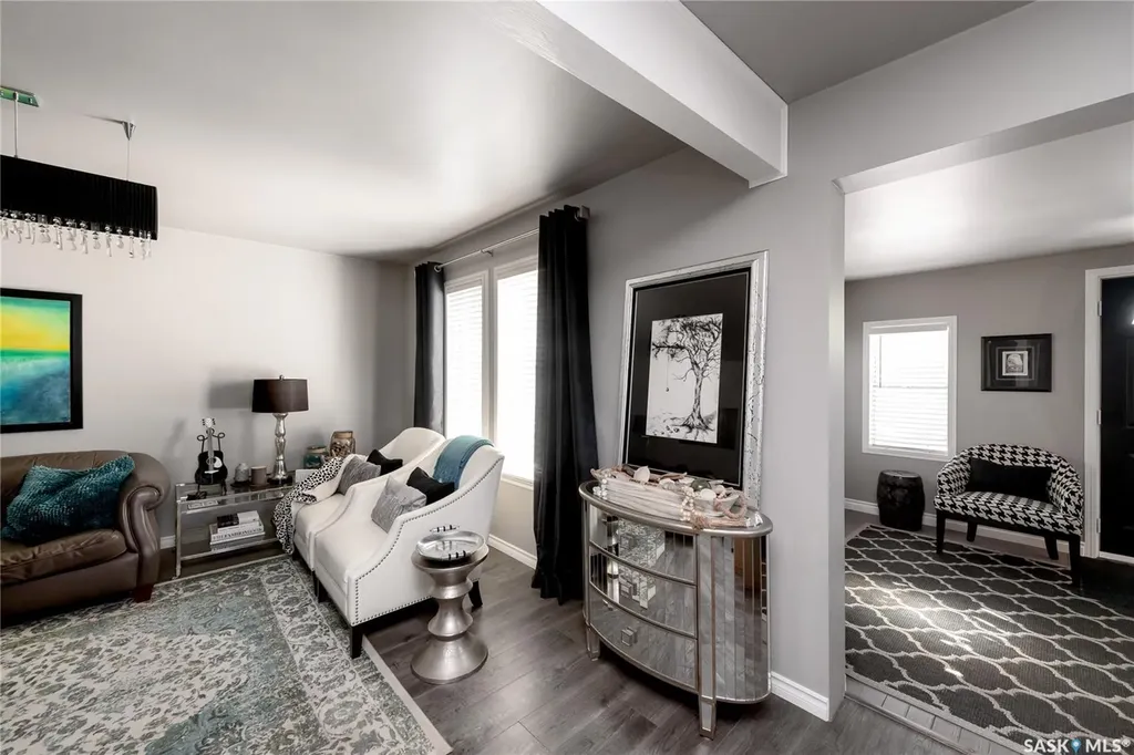 311 F Avenue S Saskatoon SK S7M 1T7