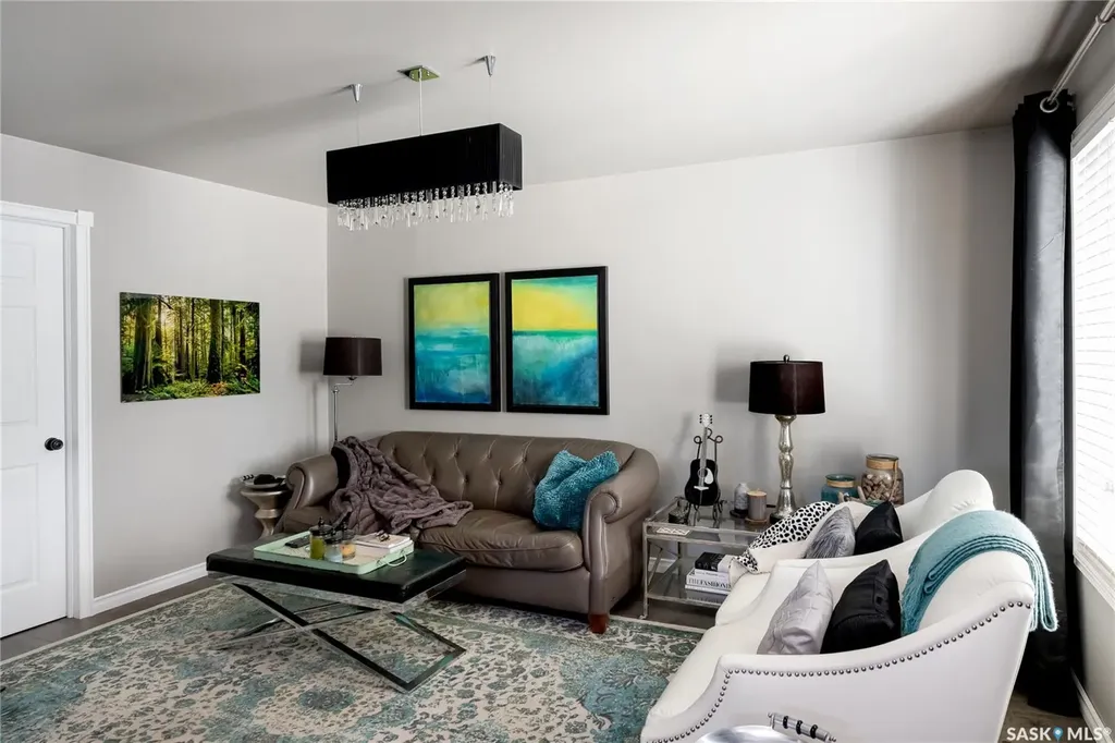 311 F Avenue S Saskatoon SK S7M 1T7