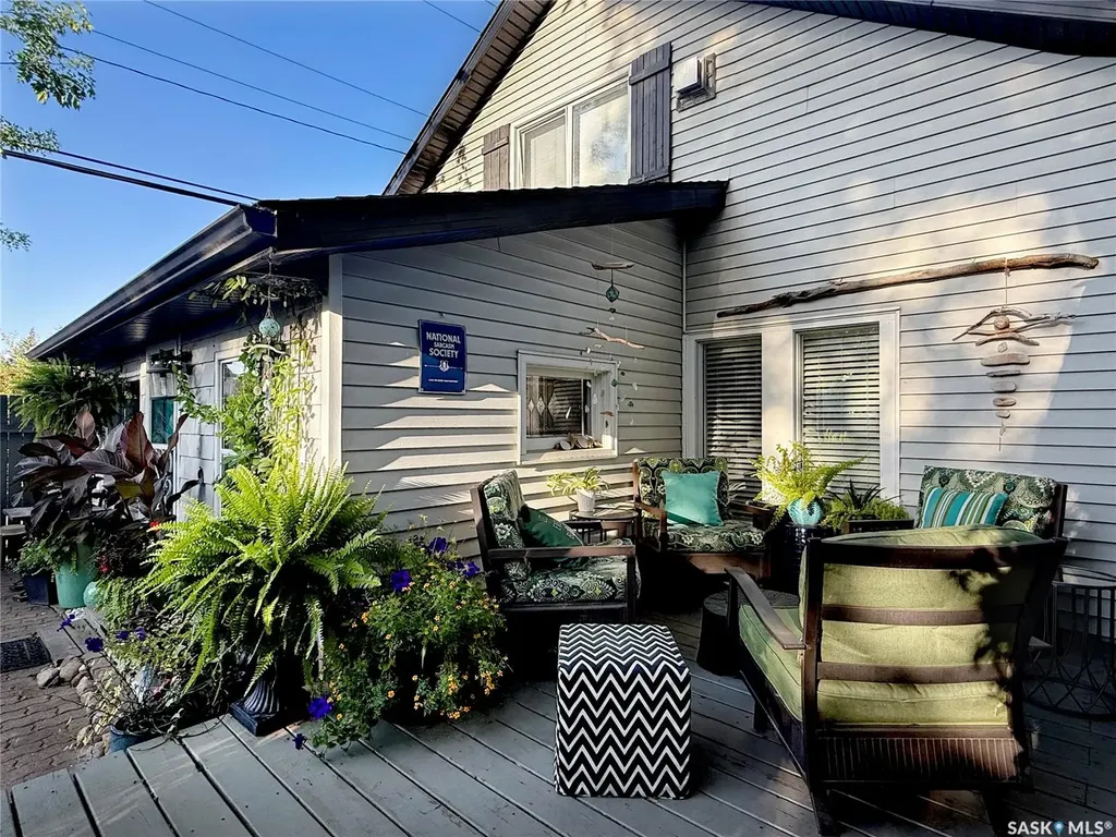 311 F Avenue S Saskatoon SK S7M 1T7