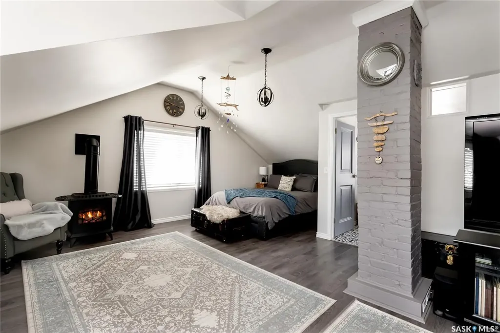 311 F Avenue S Saskatoon SK S7M 1T7