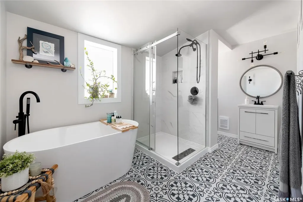 311 F Avenue S Saskatoon SK S7M 1T7