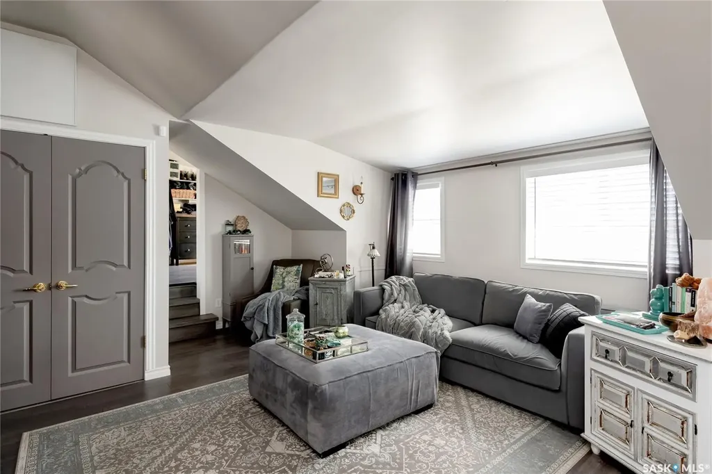 311 F Avenue S Saskatoon SK S7M 1T7