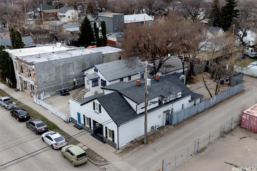 311 F Avenue S Saskatoon SK S7M 1T7