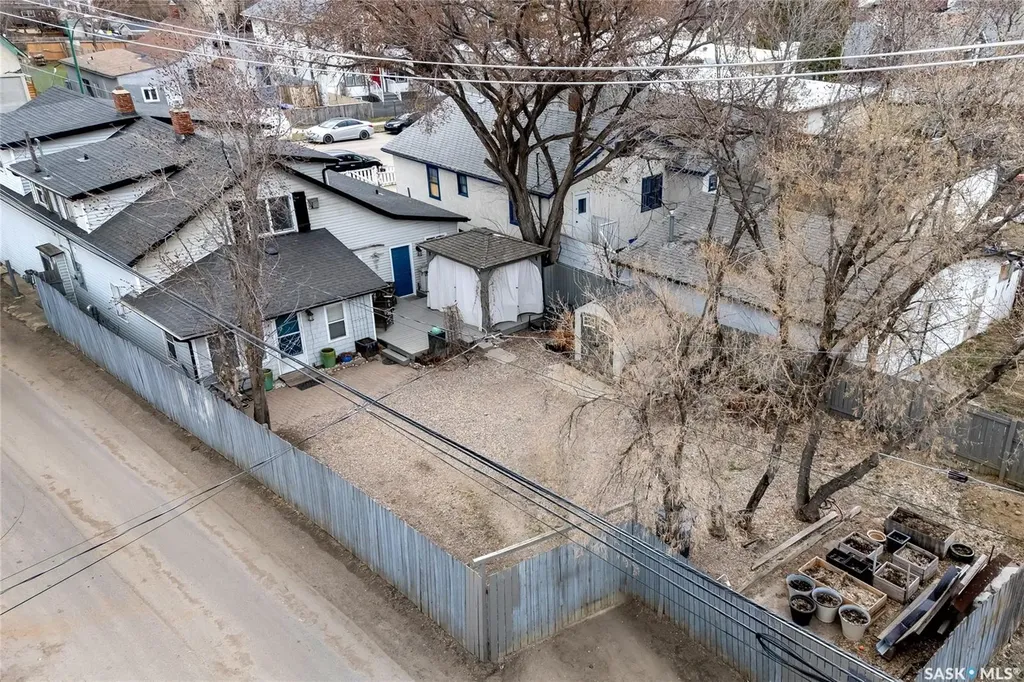 311 F Avenue S Saskatoon SK S7M 1T7
