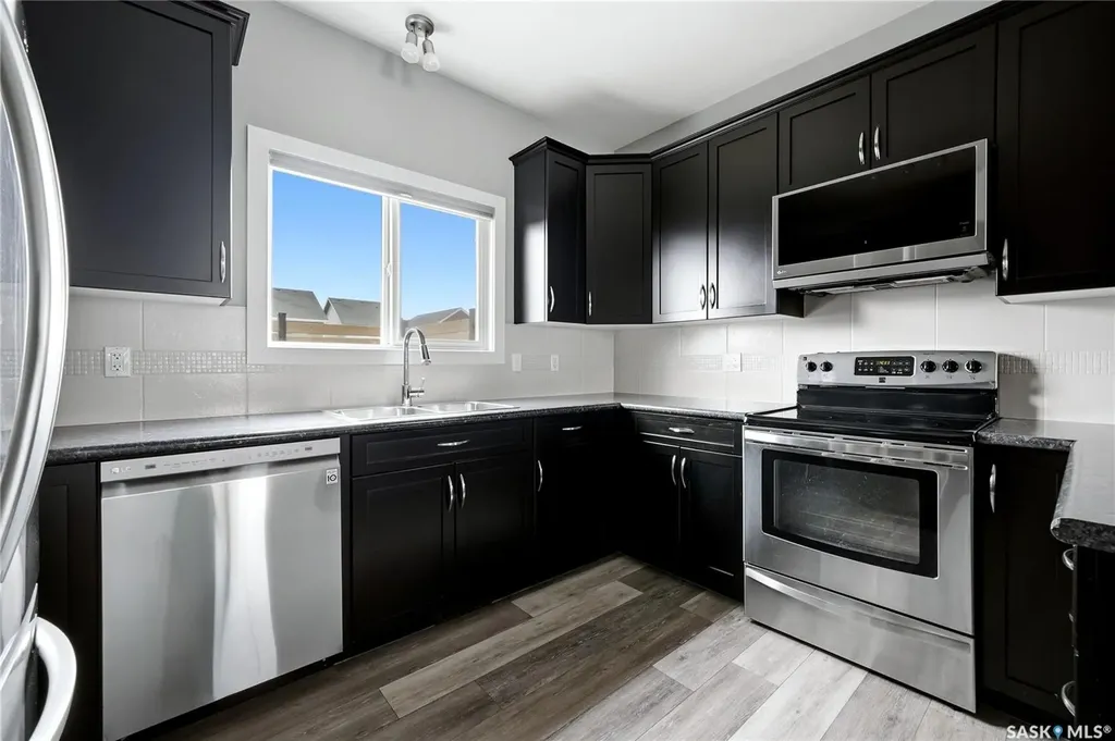 3636 Green Moss Lane Regina SK S4V 1M2