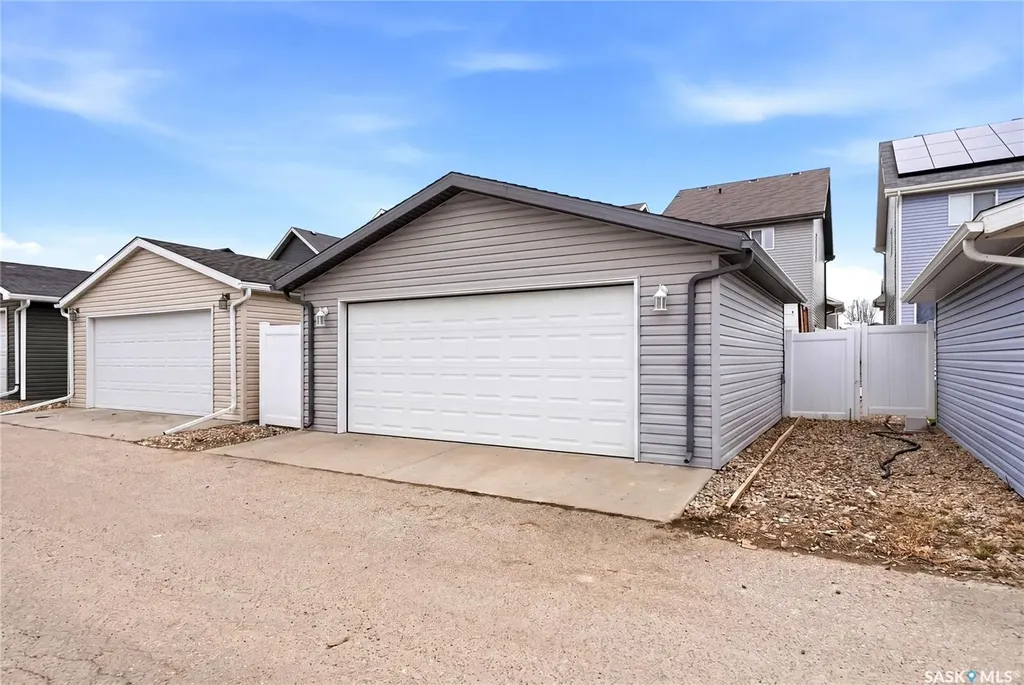 3636 Green Moss Lane Regina SK S4V 1M2