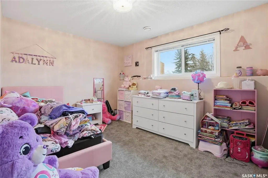 1068 Athabasca Street W Moose Jaw SK S6H 2E6