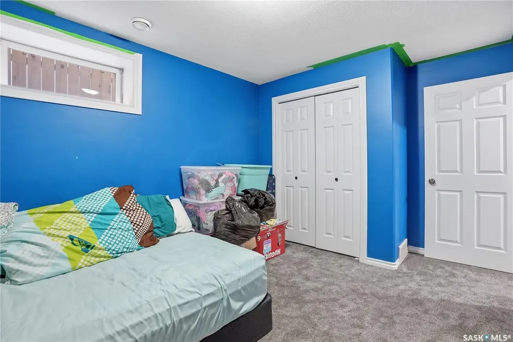 1068 Athabasca Street W Moose Jaw SK S6H 2E6