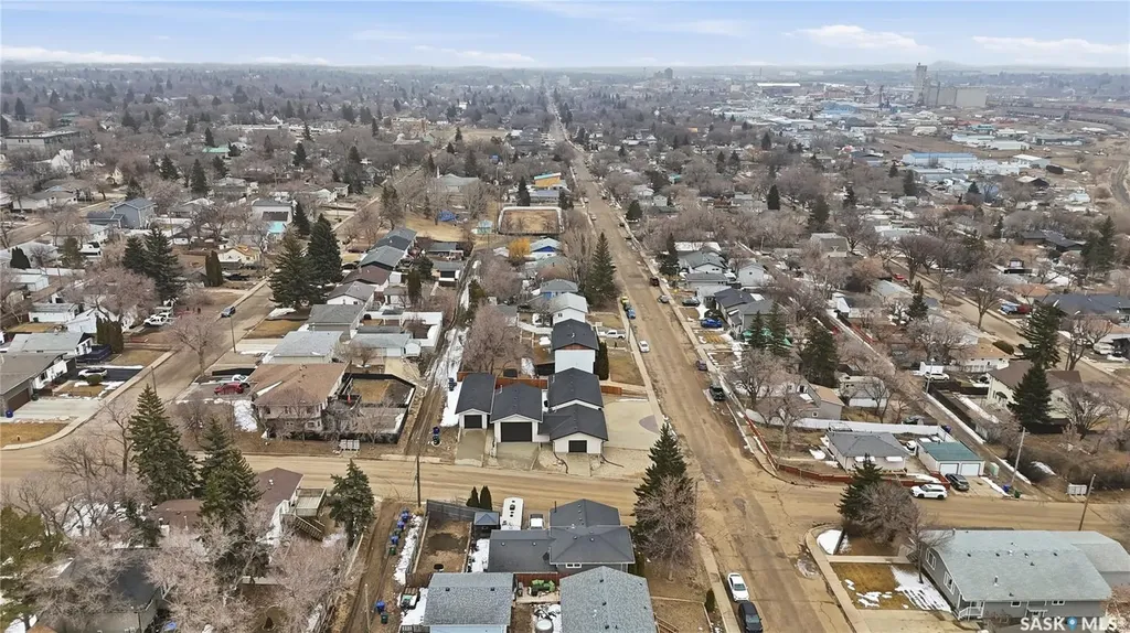 1068 Athabasca Street W Moose Jaw SK S6H 2E6