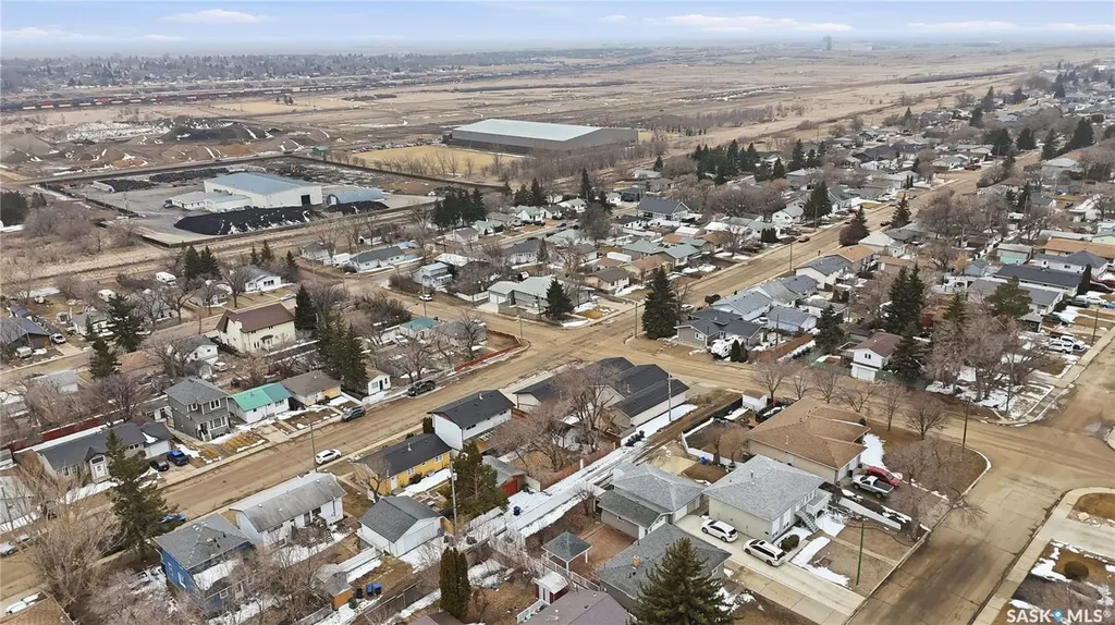 1068 Athabasca Street W Moose Jaw SK S6H 2E6