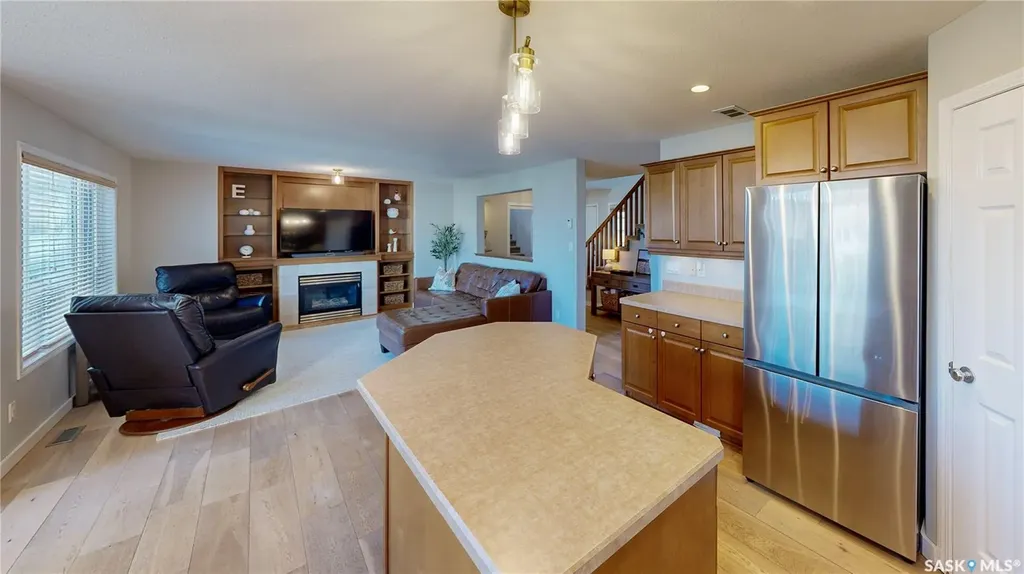 7014 Wascana Cove Drive Regina SK S4V 3E9