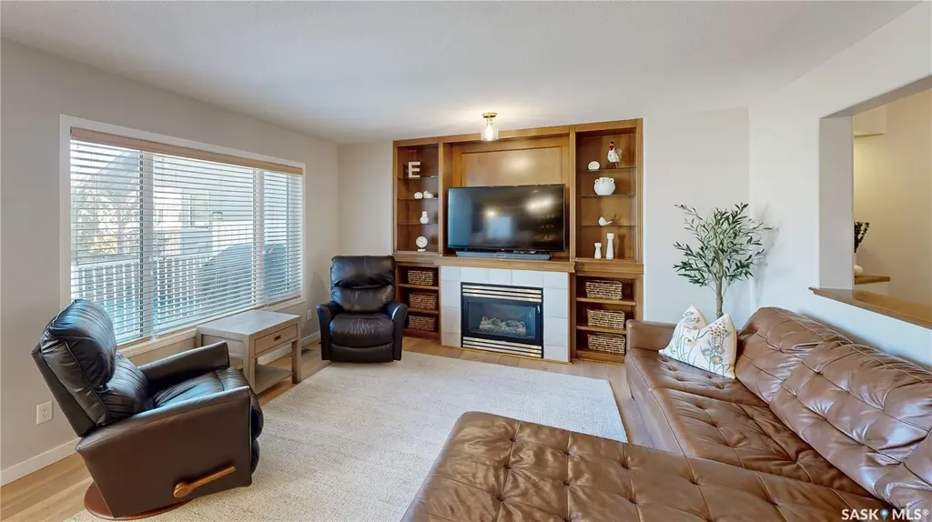 7014 Wascana Cove Drive Regina SK S4V 3E9