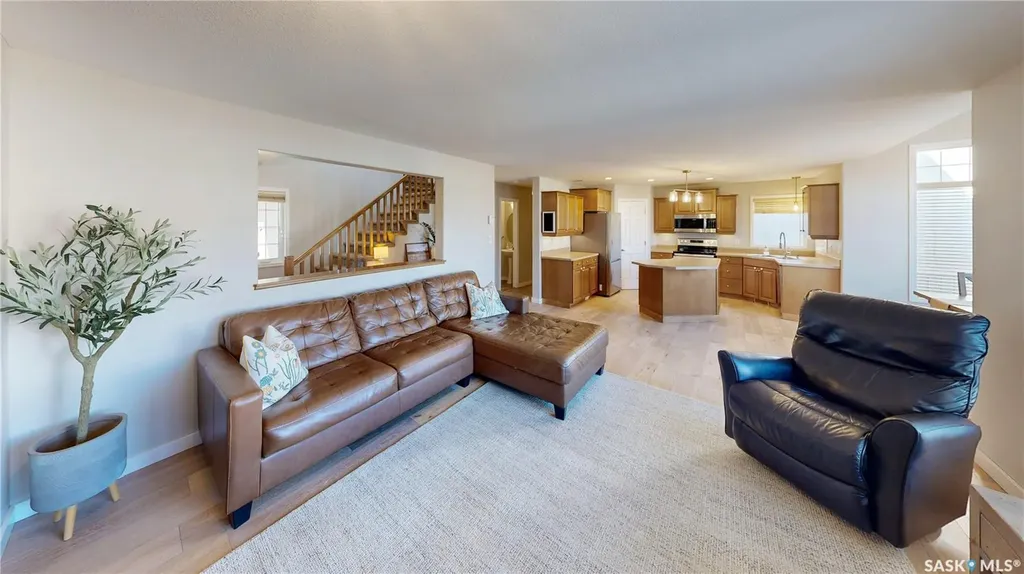 7014 Wascana Cove Drive Regina SK S4V 3E9