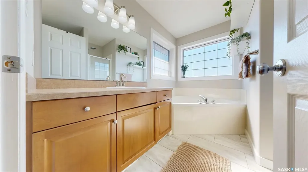 7014 Wascana Cove Drive Regina SK S4V 3E9