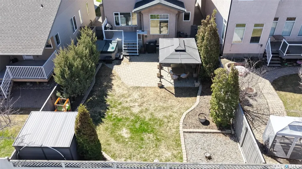 7014 Wascana Cove Drive Regina SK S4V 3E9