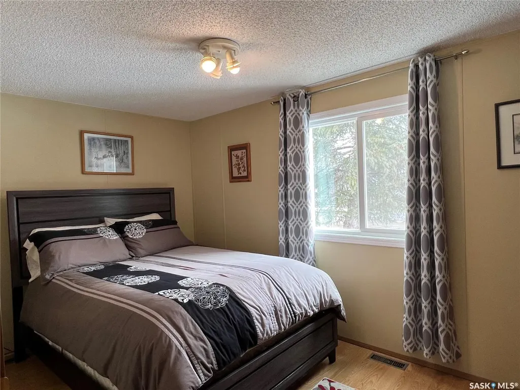 513 3rd Street NW Goodsoil SK S0M 1A0