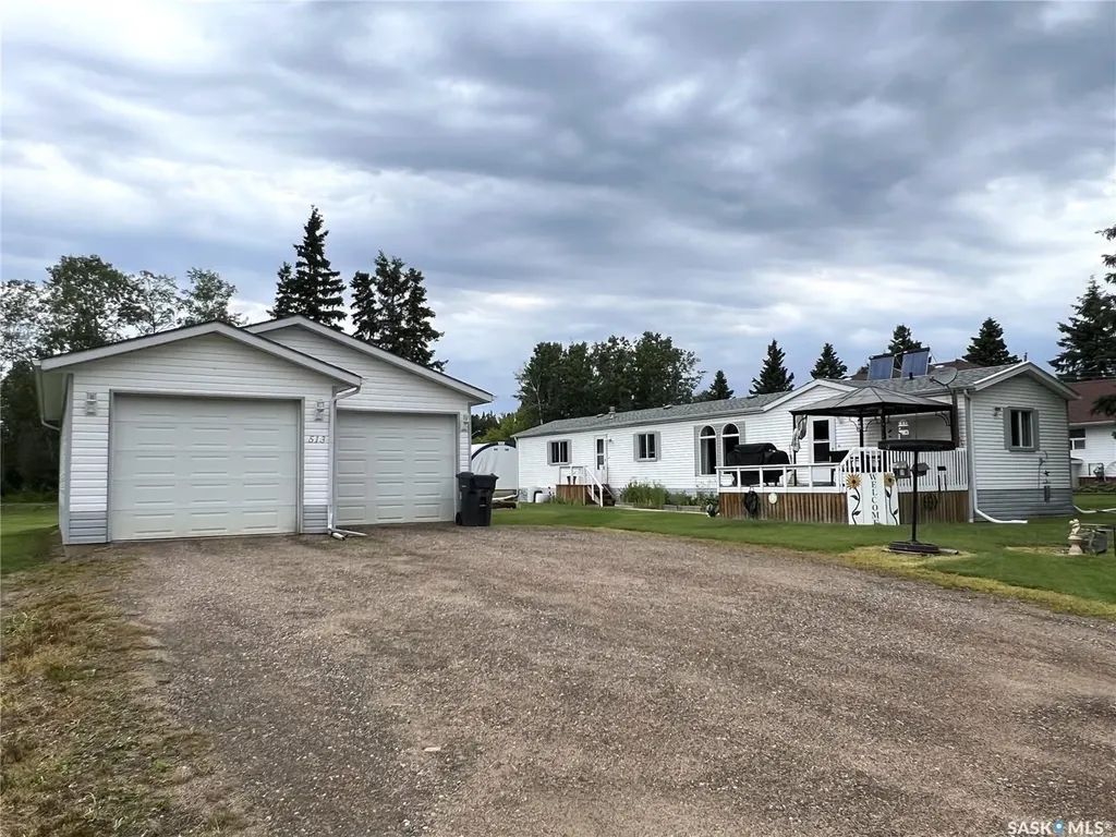 513 3rd Street NW Goodsoil SK S0M 1A0