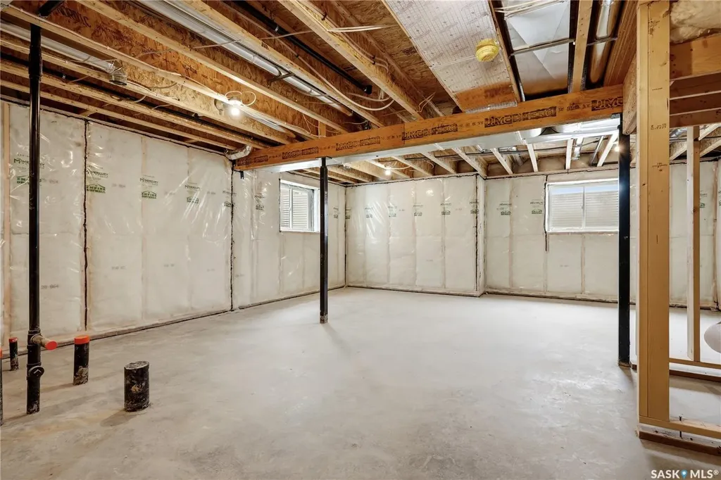 3180 Favel Drive Regina SK S4V 4C7