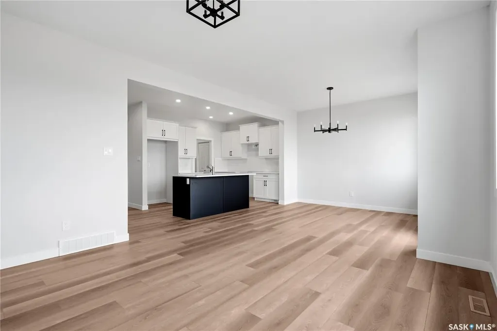 3180 Favel Drive Regina SK S4V 4C7
