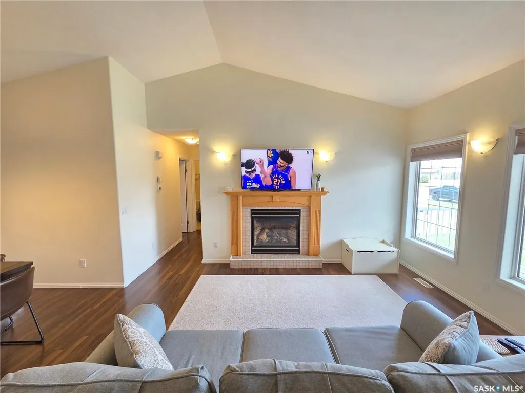 12 Arcola Place Carlyle SK S0C 0R0