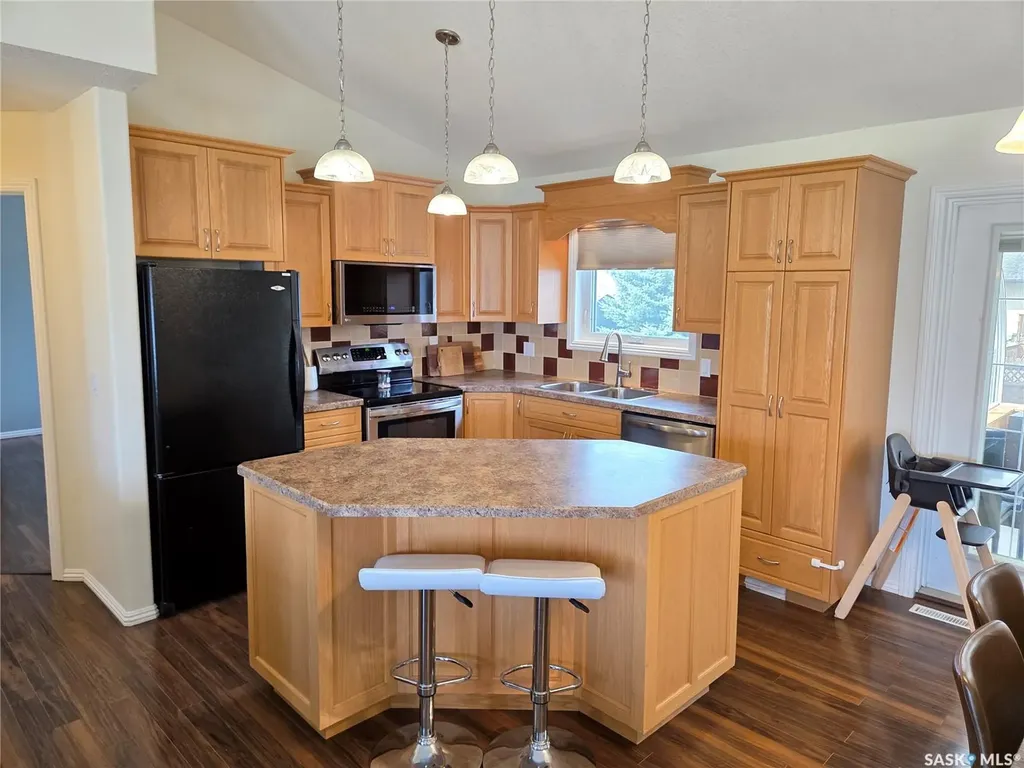 12 Arcola Place Carlyle SK S0C 0R0