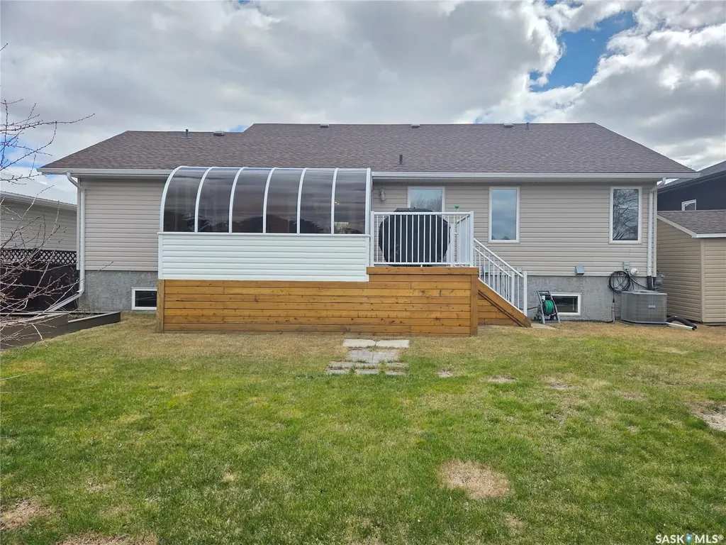 12 Arcola Place Carlyle SK S0C 0R0