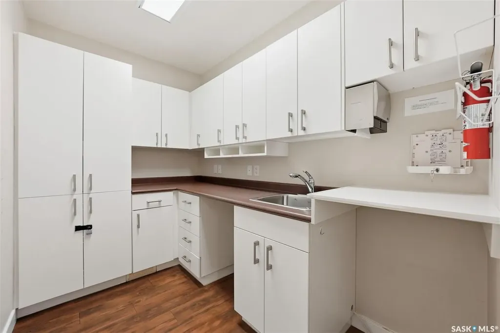 518 Queen Street Saskatoon SK S7K 0M5