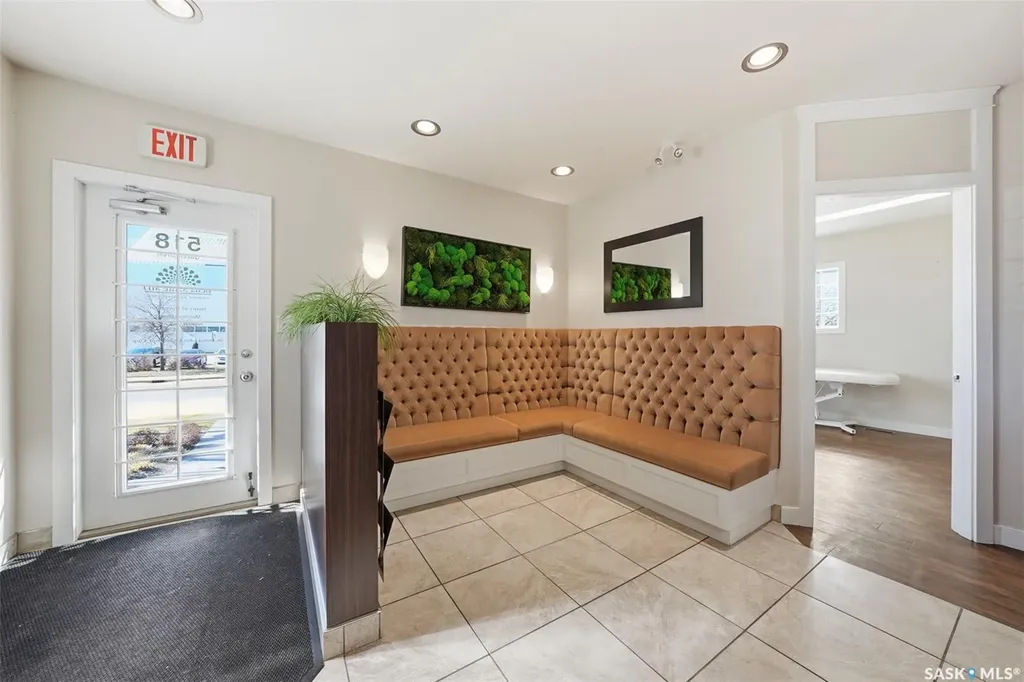 518 Queen Street Saskatoon SK S7K 0M5