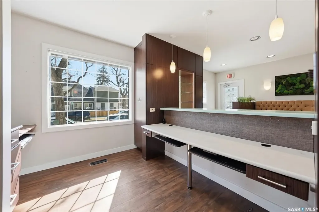518 Queen Street Saskatoon SK S7K 0M5