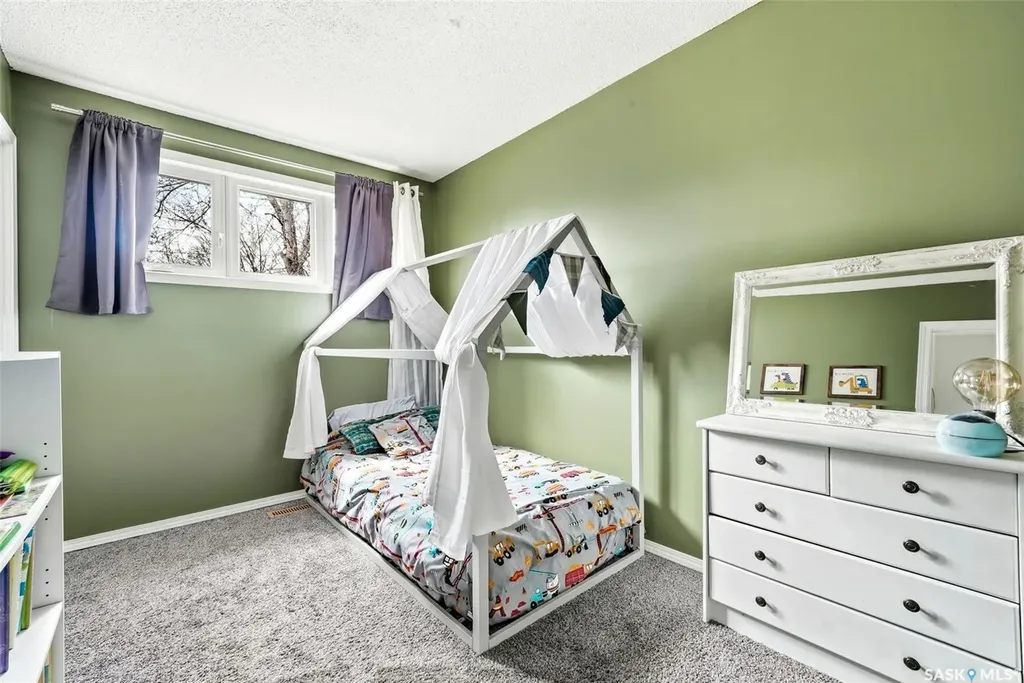 1266 Broder Street Regina SK S4N 3R2