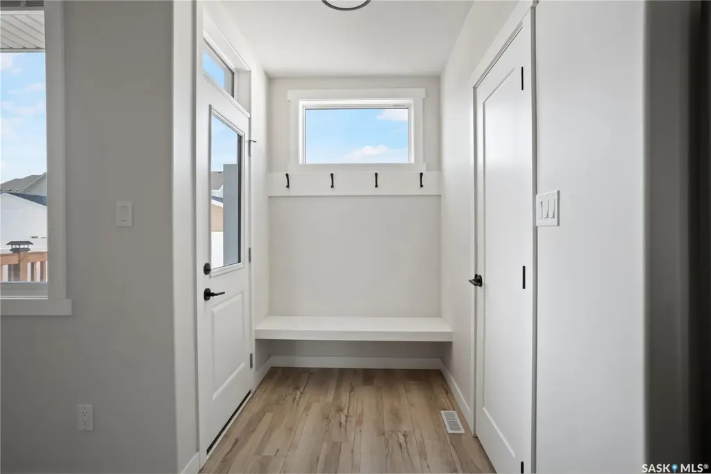 4744 Buckingham Drive Regina SK S4V 3X8