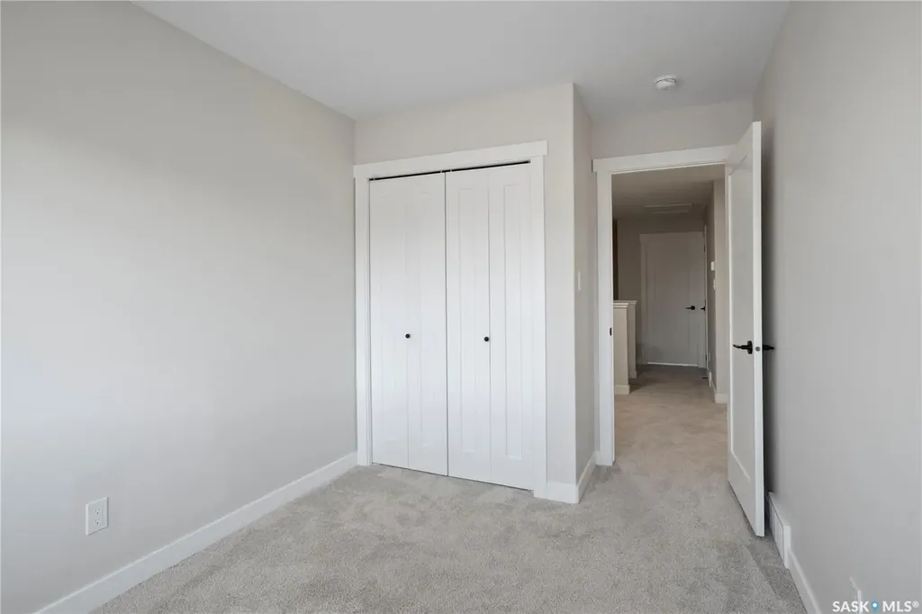 4744 Buckingham Drive Regina SK S4V 3X8