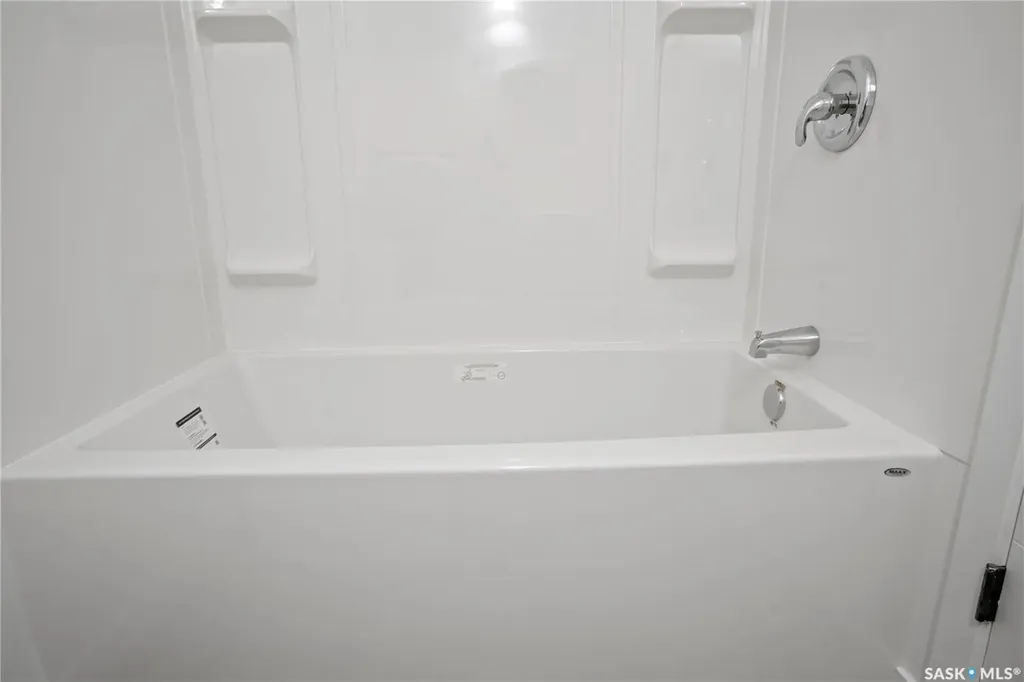 4744 Buckingham Drive Regina SK S4V 3X8