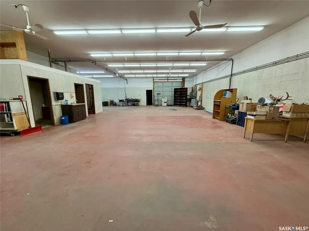 11152 8th Avenue North Battleford SK S9A 3X9