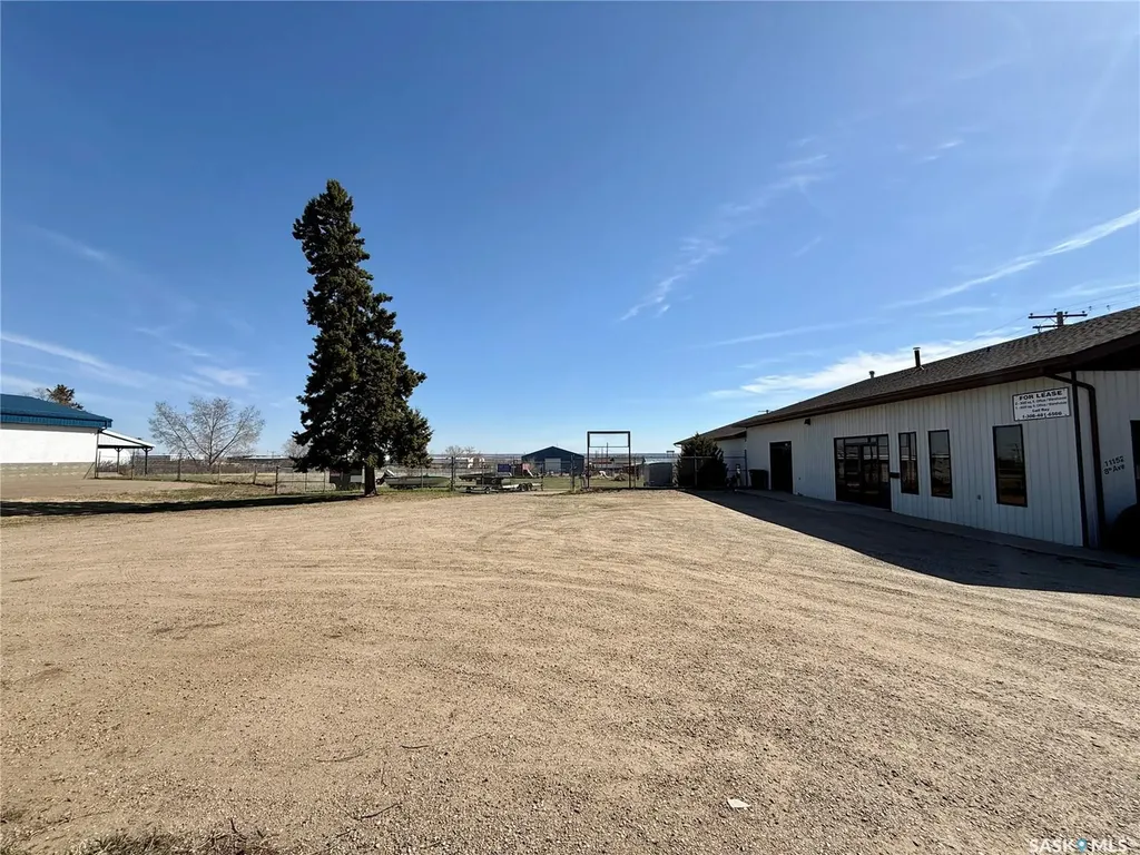 11152 8th Avenue North Battleford SK S9A 3X9